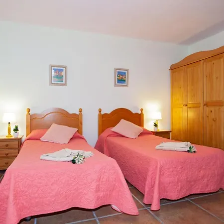 Вілла Casa Los Mojones Cuatro - Secluded Yet Central 4 Bedroom - Perfect For Families Пуерто-дель-Кармен